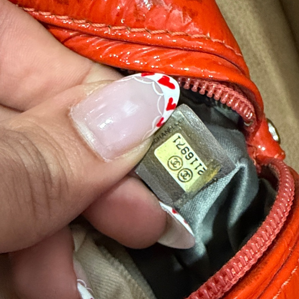 Chanel Plastic chain Vibrant Patent Red/Orange Bowling Shoulder Bag - Picture 5 of 5